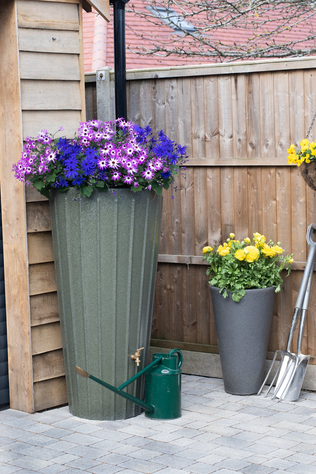 Cosmo 200 Litre Water Butt Planters - Green Marble