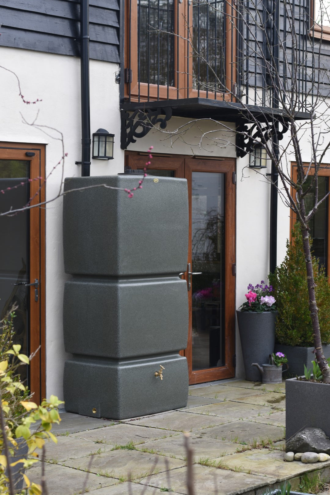 825 Litre Pillar Water Butt in Green Marble